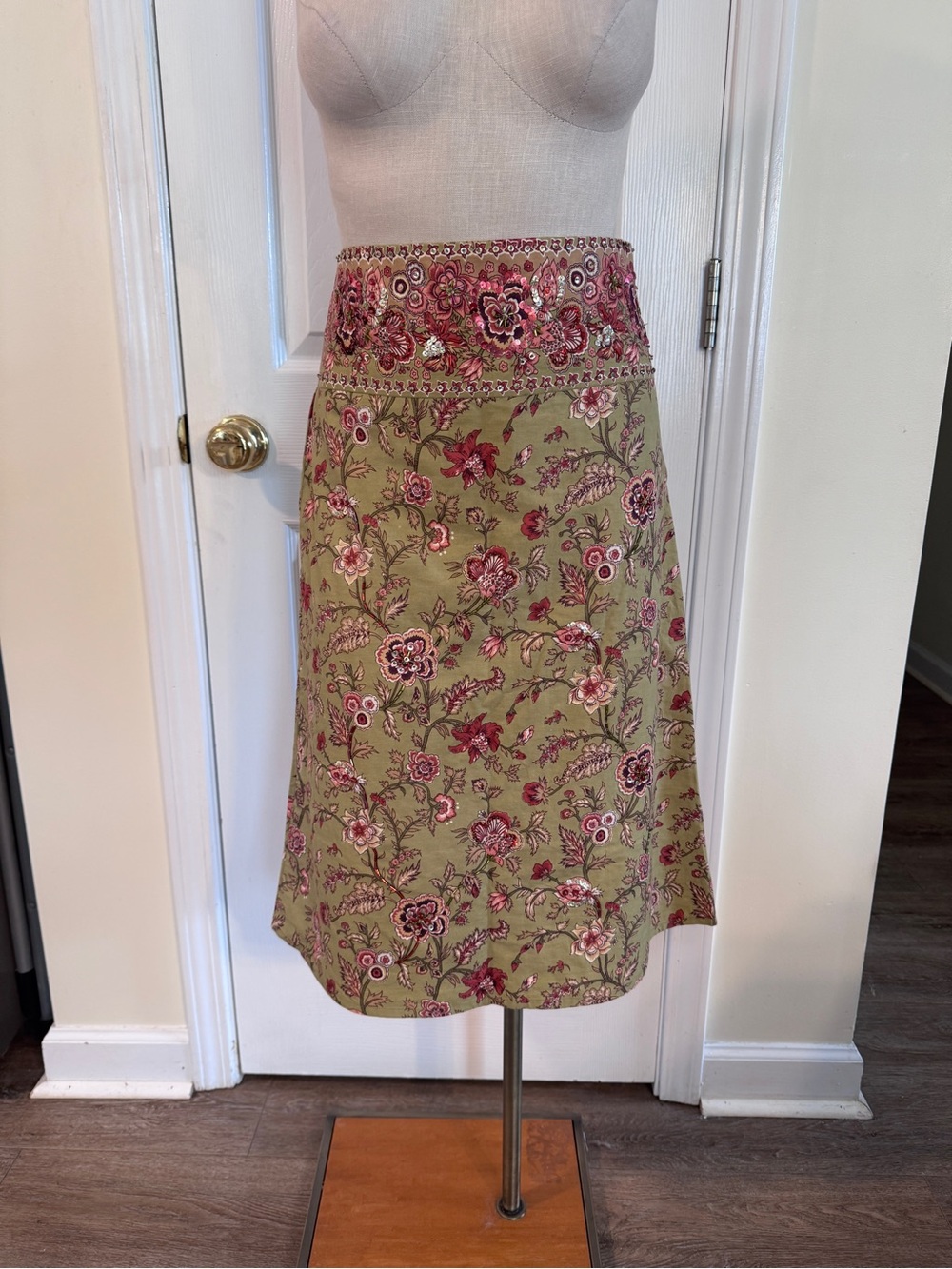 Chaudry KC Sample Embellished Floral Midi Skirt Olive Pink Beaded Boho Small NWT - Picture 3 of 14